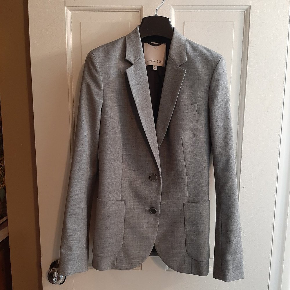 aritzia wool-blend blazer, size 0